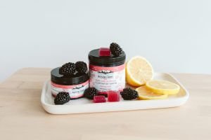 Read more about the article CBD Oil vs. CBD Gummies: Unveiling the Differences